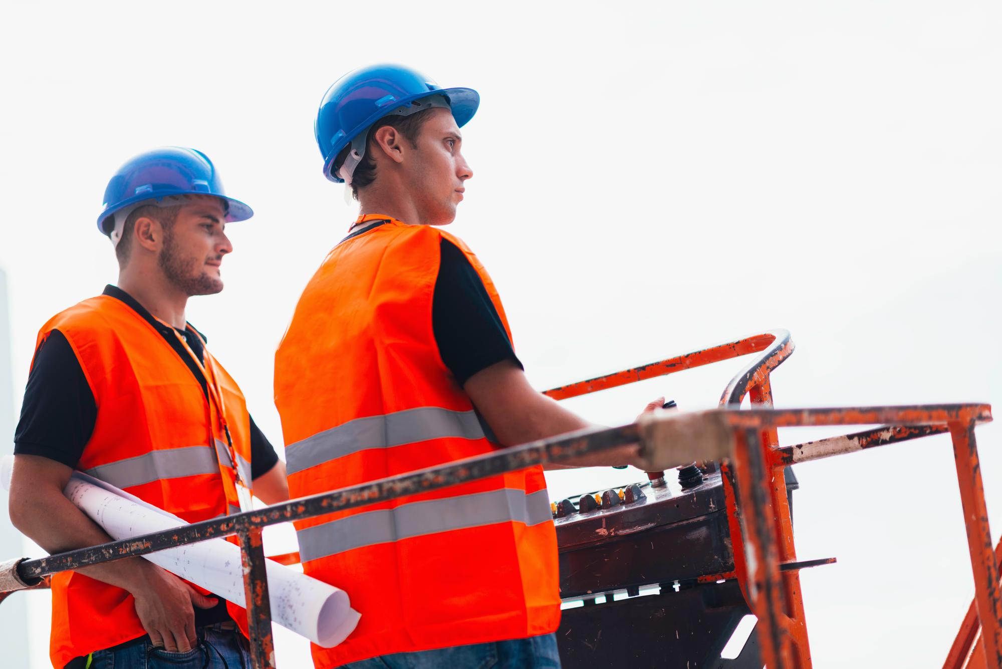 Logistyka i briefing przed wyruszeniem na platformę